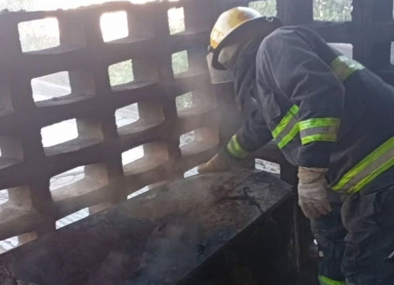 Incendio en el barrio Llaponagá de Resistencia: vecinos sofocaron el fuego y no hubo heridos