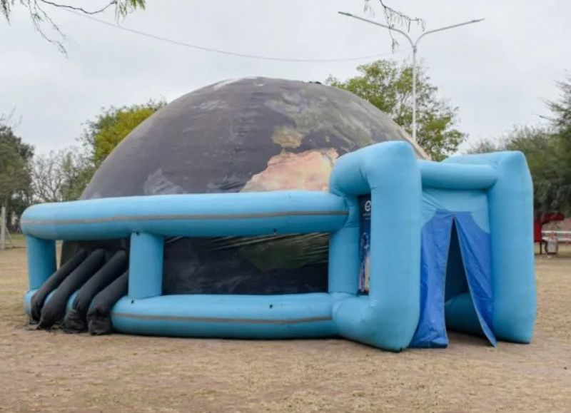 El Planetario Móvil 360° llega a Sáenz Peña con funciones sobre dinosaurios, océanos y el espacio