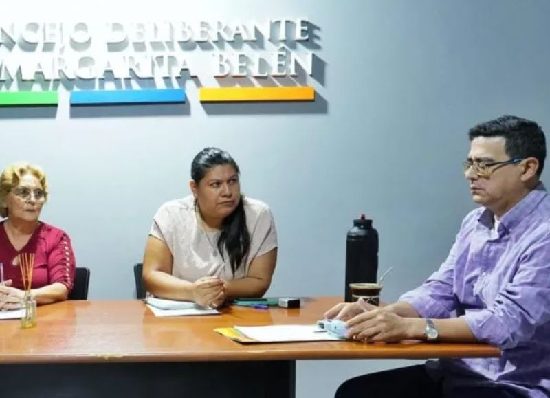 Concejal de Margarita Belén cuestiona "la doble moral” de sus pares oficialistas