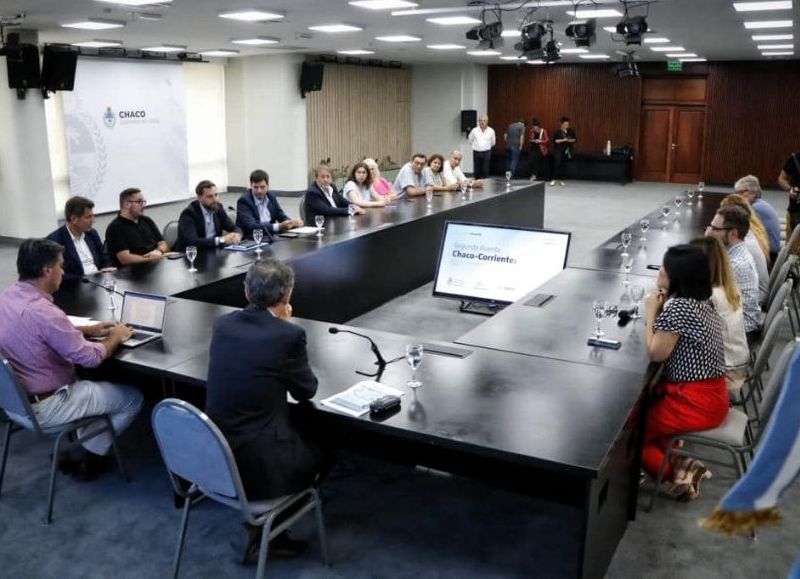 Capitanich y Katopodis presentaron al BID el proyecto del segundo puente Chaco-Corrientes