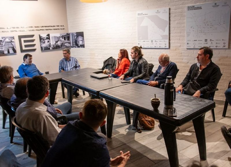 Capitanich definió agenda de prioridades junto a representantes de empresas constructoras