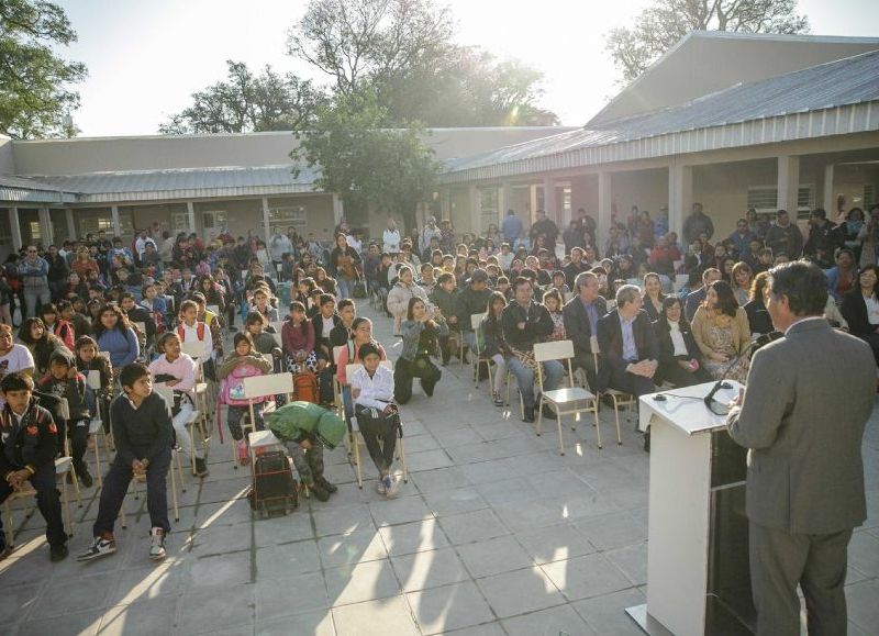 El Gobierno provincial habilitó las refacciones de la Escuela de Educación Primaria 5 de Resistencia