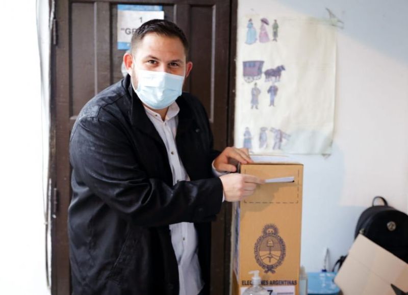 Ocampo: "La democracia no se suspende por lluvia, por eso acá estamos con optimismo"