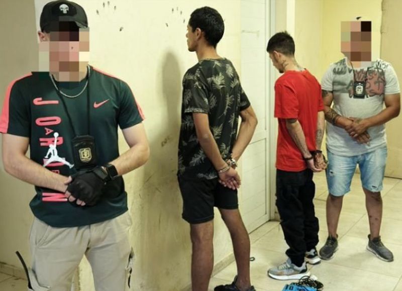 Detuvieron a tres jóvenes por robo y tenencia de drogas en Juan José Castelli